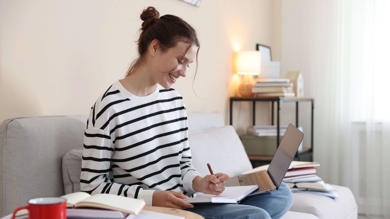 Frente a la dificultad para acceder a una garantía propietaria, el Seguro de Caución para Alquileres Estudiantiles se posiciona como una solución ágil, digital y accesible.