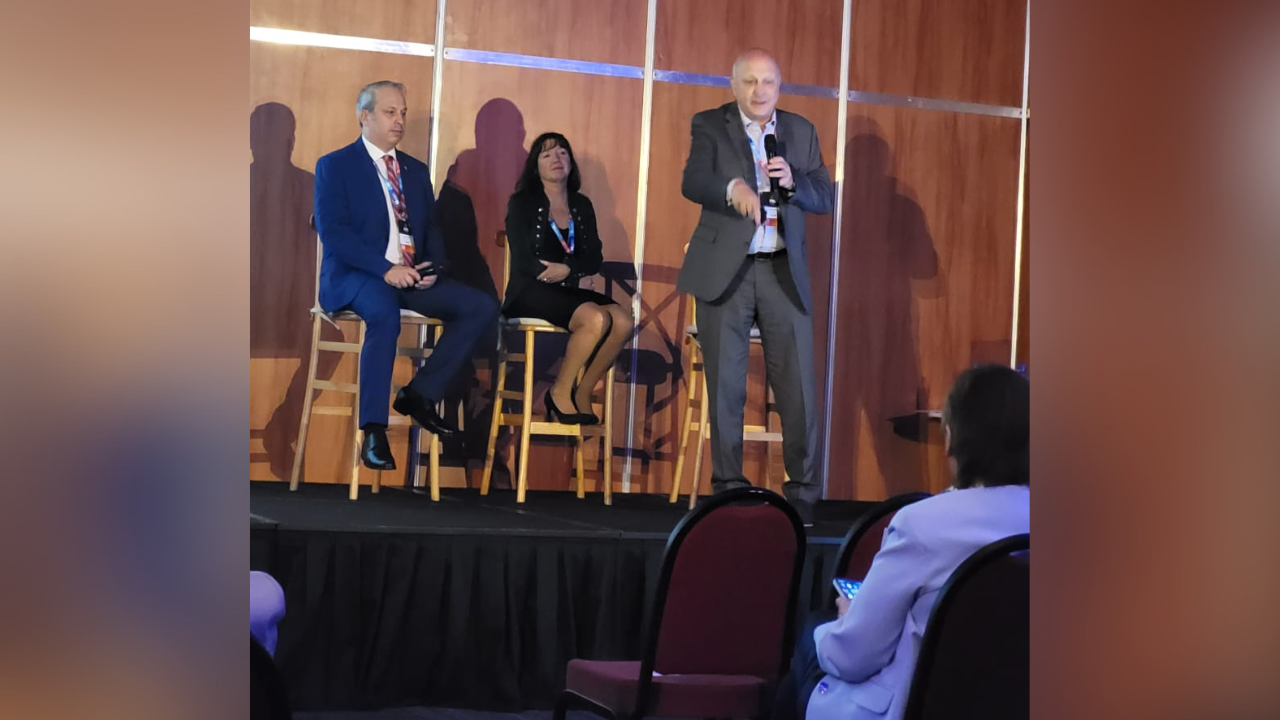 La Asociación formó parte del panel sobre fraude internacional, donde su Director Ejecutivo, Julián García, compartió espacio con Diego Rojas Daydi y la Dra. Andrea Signorino.