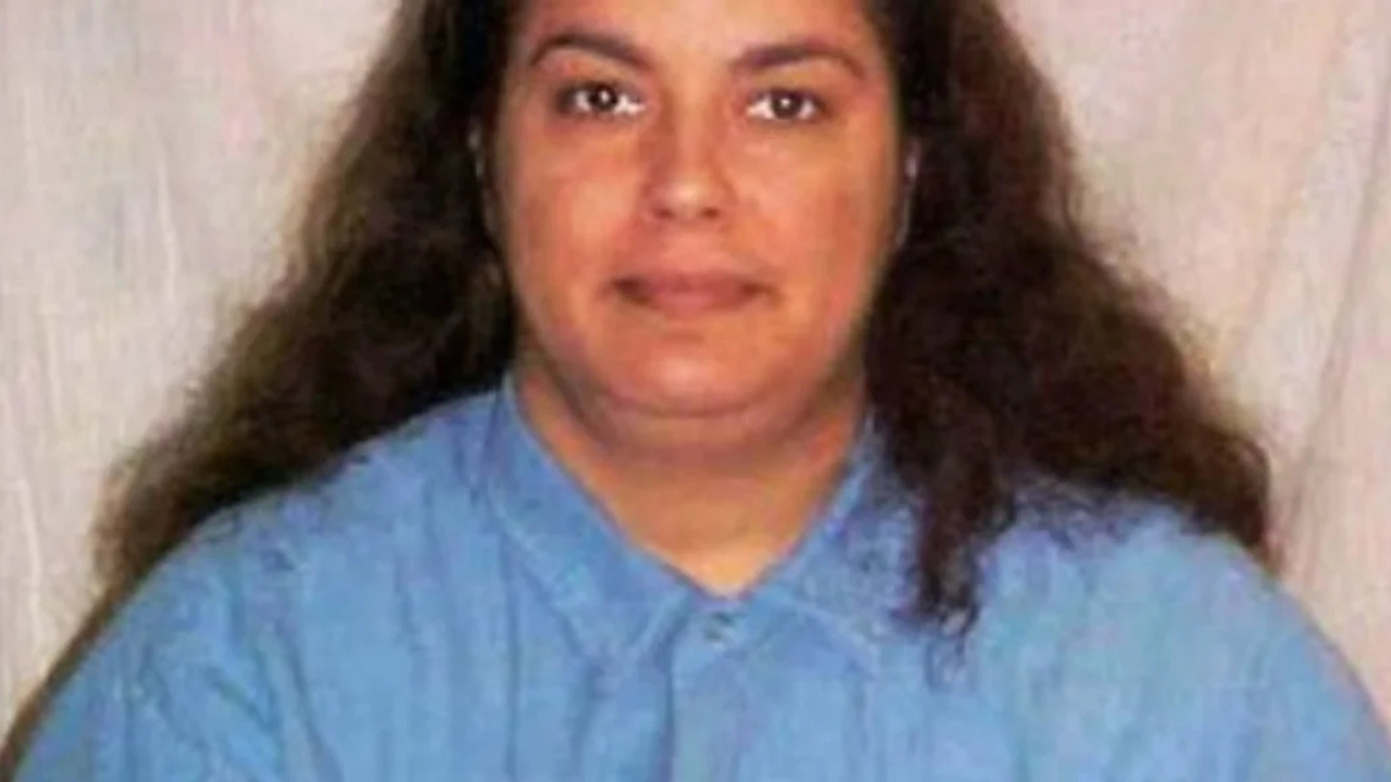 La mujer fue condenada en los Estados Unidos a la pena de muerte pero en los últimos años logró revertirla. Un seguro de vida, el motivo de los crímenes.