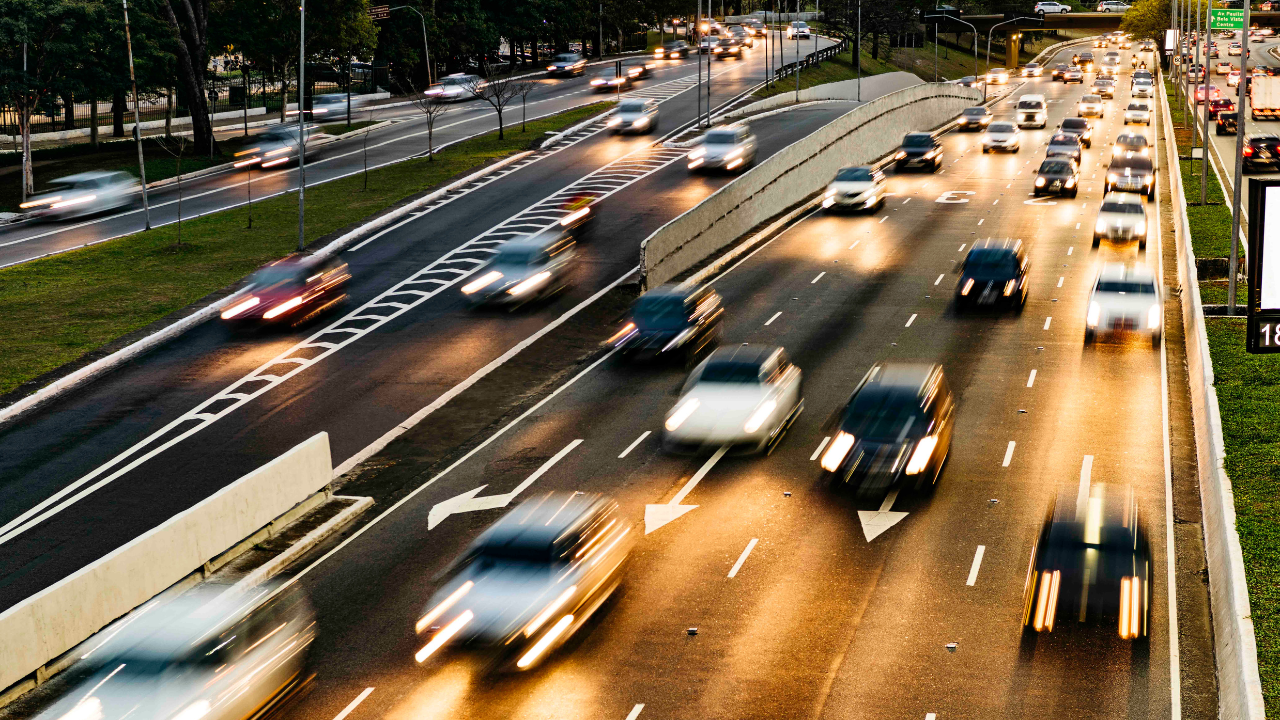 Según el último “Indicador Ituran de Robo Vehicular”, más del 95% de los robos ocurrieron en la vía pública y la modalidad a mano armada sigue siendo la más frecuente.