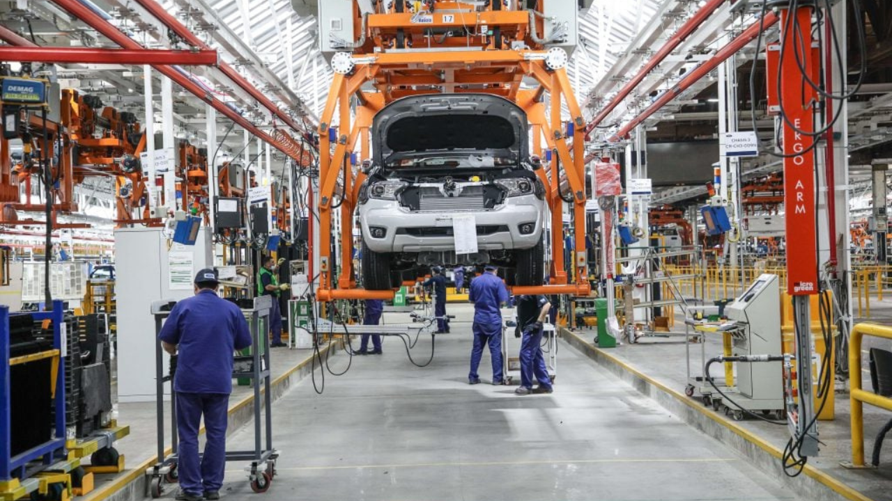 La balanza comercial de autopartes presentó un déficit de USD 6.085 millones durante los primeros 8 meses del año 2025.