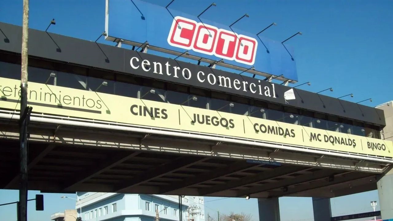El hecho ocurrió en la localidad de Temperley en m2016. El dueño del auto presentó pruebas y obtuvo un fallo favorable tras diez años.