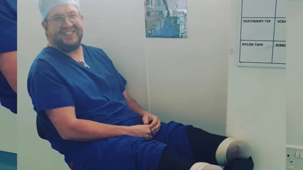 Reino Unido tiene como protagonista a Neil Hopper, un cirujano británico de 49 años que admitió haberse autoamputado las piernas con hielo seco para cobrar una indemnización fraudulenta de más de 590.000 dólares.