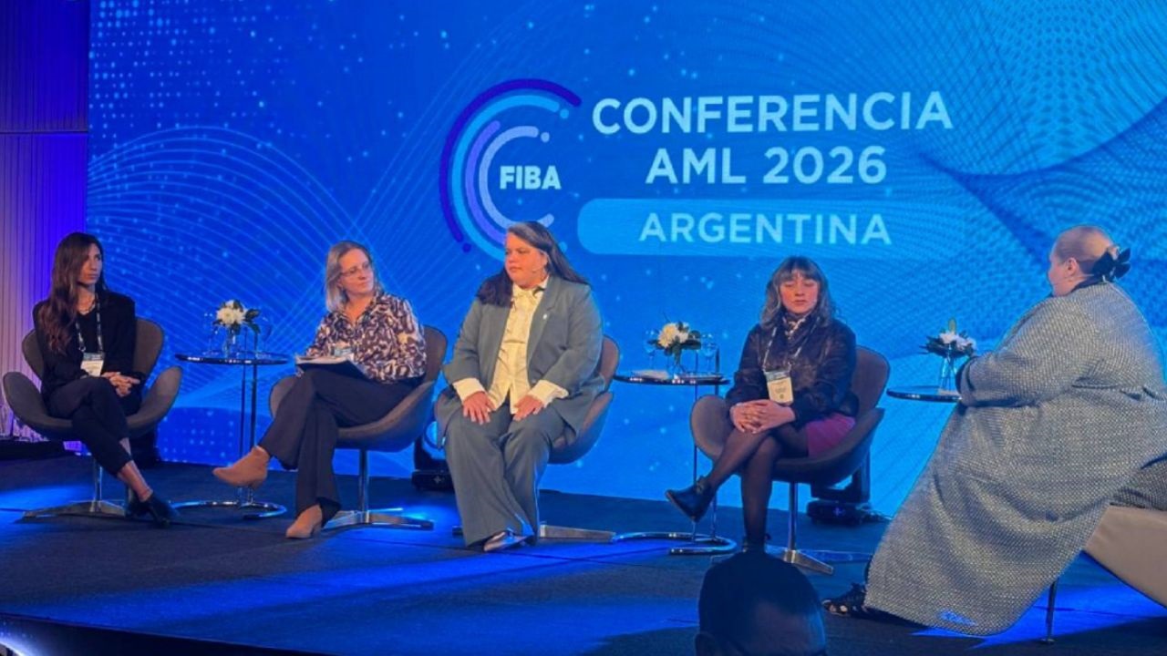 El encuentro reunió a especialistas para analizar los desafíos actuales en materia de prevención del lavado de activos, del financiamiento del terrorismo y más.