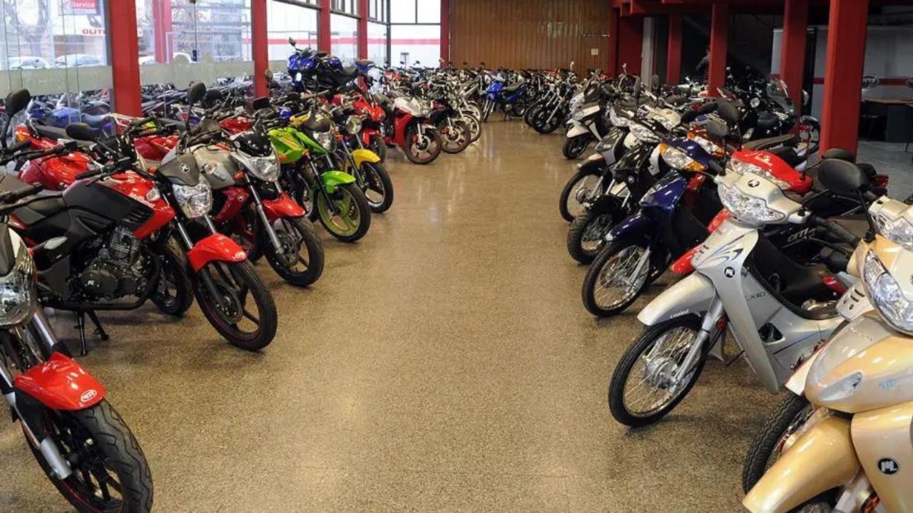 Durante el mes de junio se patentaron 47.472 motovehículos, 11,0% menos que en mayo y 43,7% más que en junio 2024. Así, los primeros seis meses del año acumulan 305.625 motovehículos 0km patentados, lo que equivale a un crecimiento del 50,0% respecto de 2024.