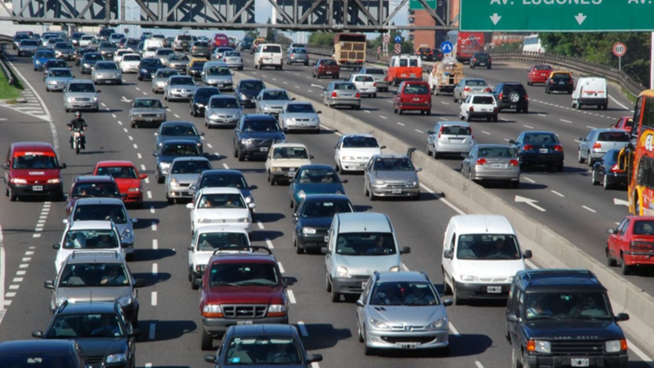 CESVI elaboró una serie de recomendaciones para que los conductores sepan cómo actuar de manera segura frente a cualquier desperfecto que obligue a detener la marcha.