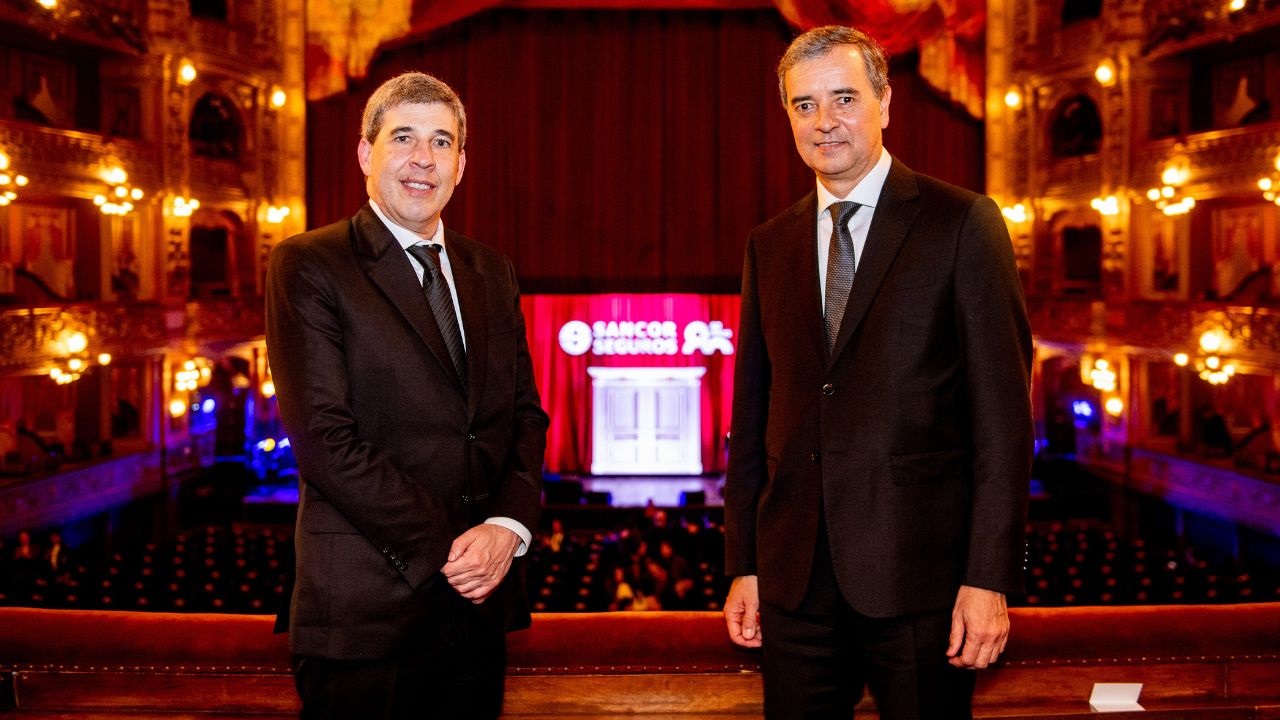 En el marco de su 80° aniversario, la compañía llevó adelante un encuentro institucional con una gala exclusiva en el Teatro Colón, donde celebró su trayectoria.