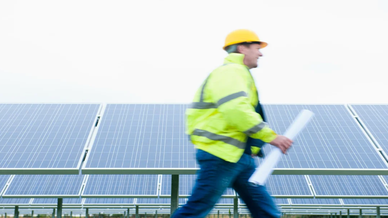 Estas coberturas ofrecen soluciones de seguros personalizadas y específicas, diseñadas para satisfacer las necesidades de diversas industrias en la región.