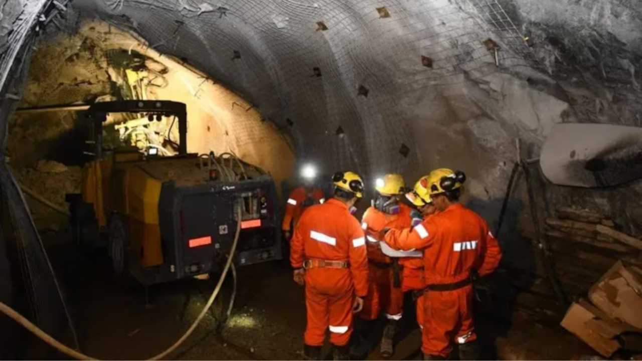 Ocurrió en Mina El Aguilar. La víctima, identificada como Leonel Darío Farfán, sufrió fracturas y la amputación de una pierna. Finalmente falleció por un paro cardiorespiratorio.